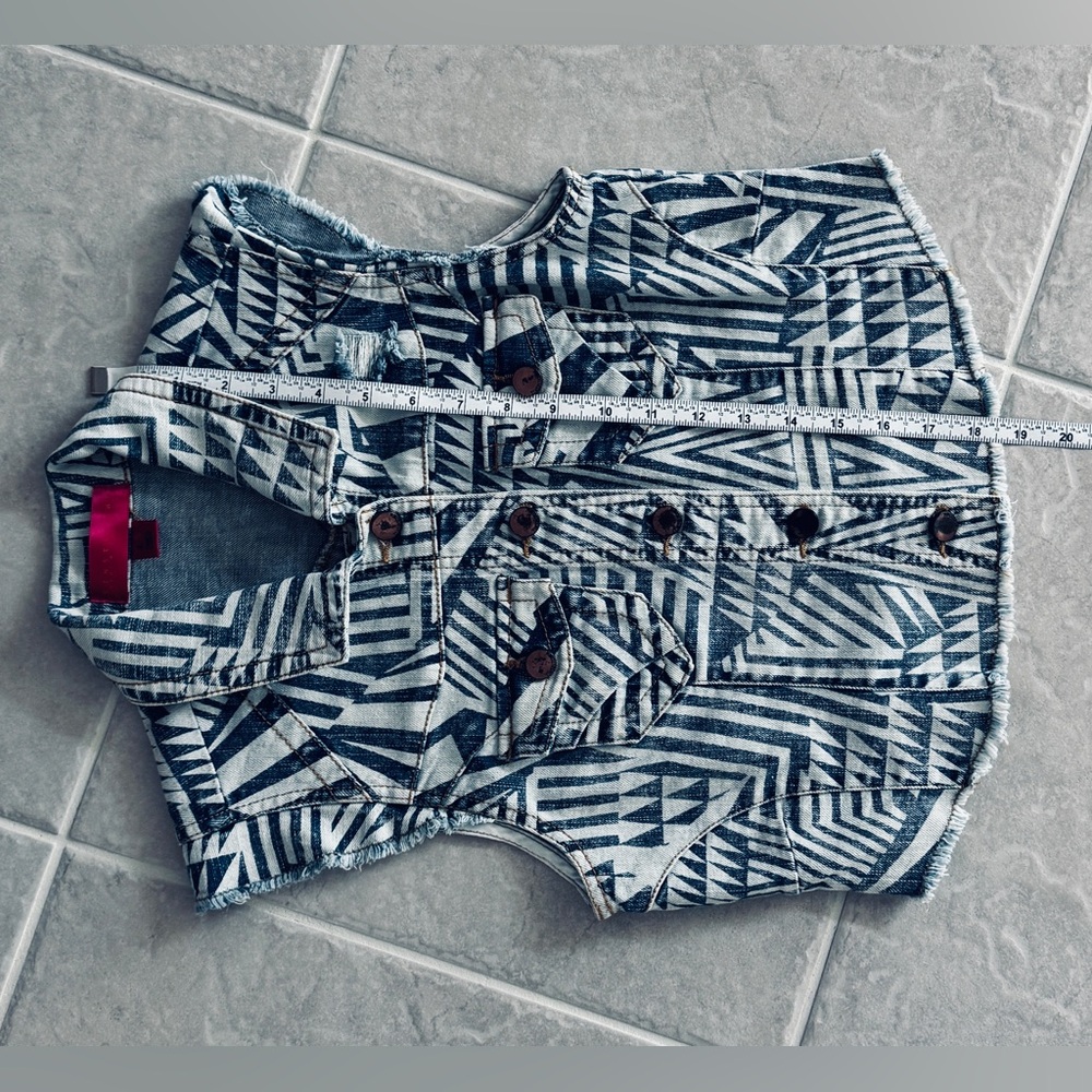 Tinseltown Denim Couture Blue Denim Vest (Small) - Picture 8 of 9
